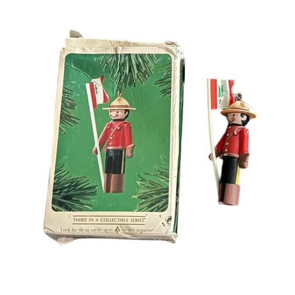 HALLMARK Clothespin Soldier Ornament Keepsake Collection VTG 1984 Christmas Xmas